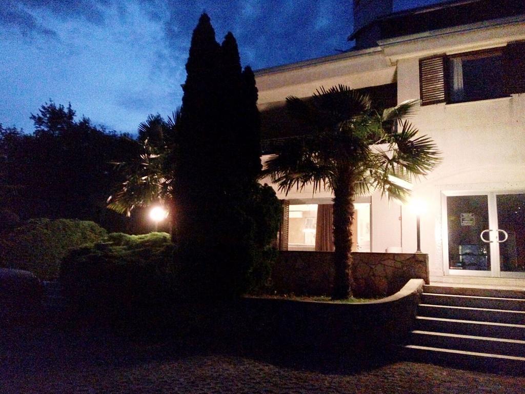 Apartment&Room Romano Matulji Esterno foto